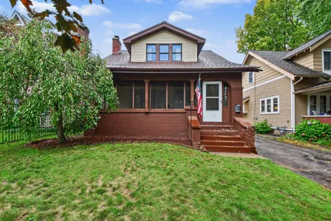 319 Glenhaven Avenue NW