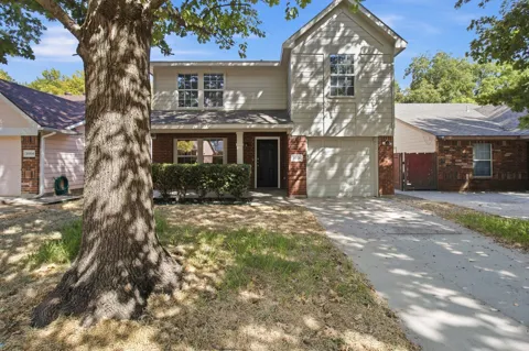3056 Saint Nicholas Drive