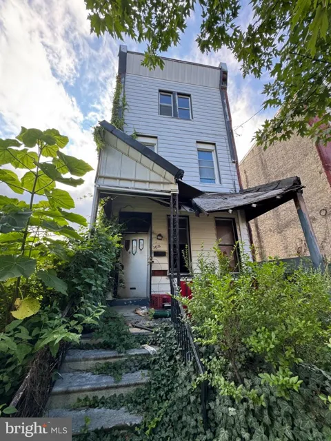 3031 16TH STREET