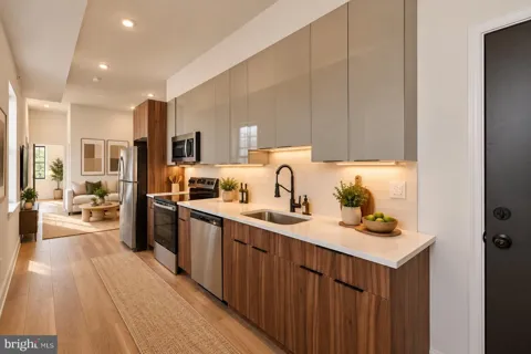 1502 26TH STREET #3