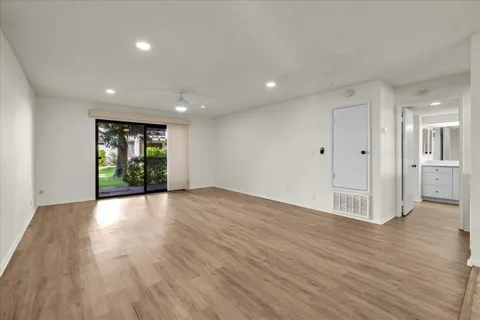 1050 E Ramon Road #119