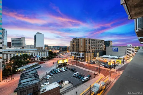 2001 Lincoln Street #712