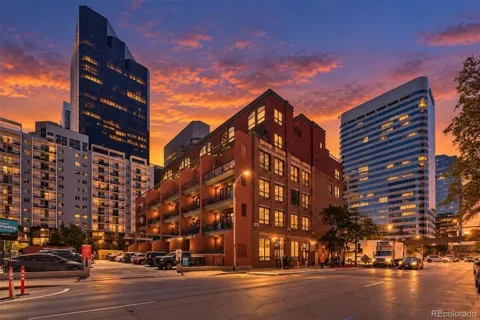 1800 Lawrence Street #406
