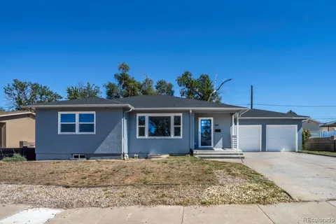 1614 Alexander Circle