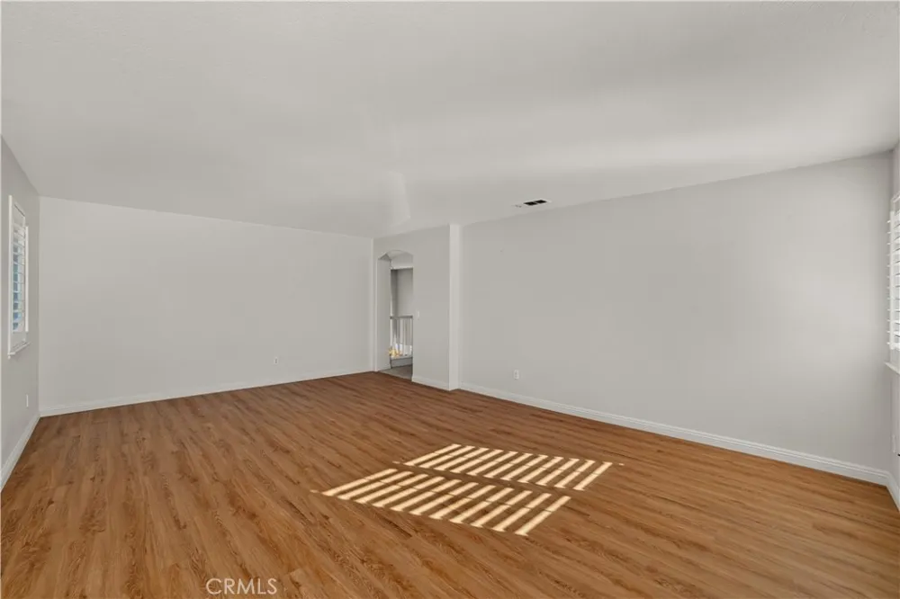 580 E Hazeltine Ontario, CA 91761