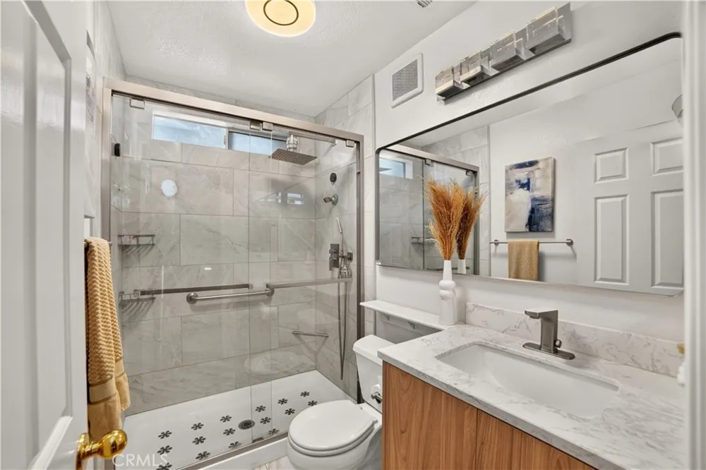 580 E Hazeltine Ontario, CA 91761