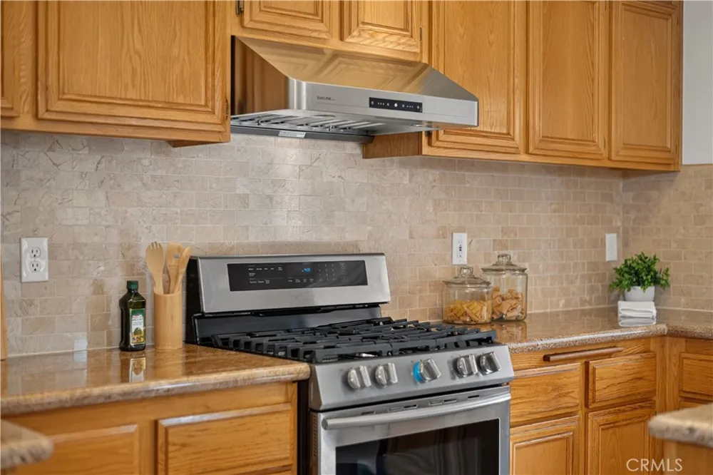 580 E Hazeltine Ontario, CA 91761