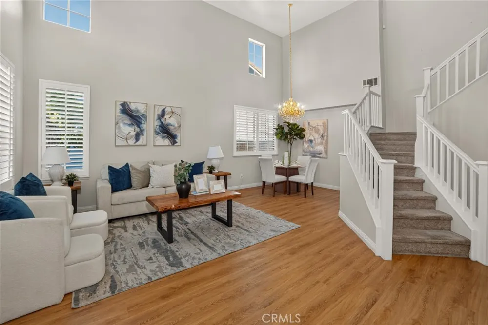 580 E Hazeltine Ontario, CA 91761