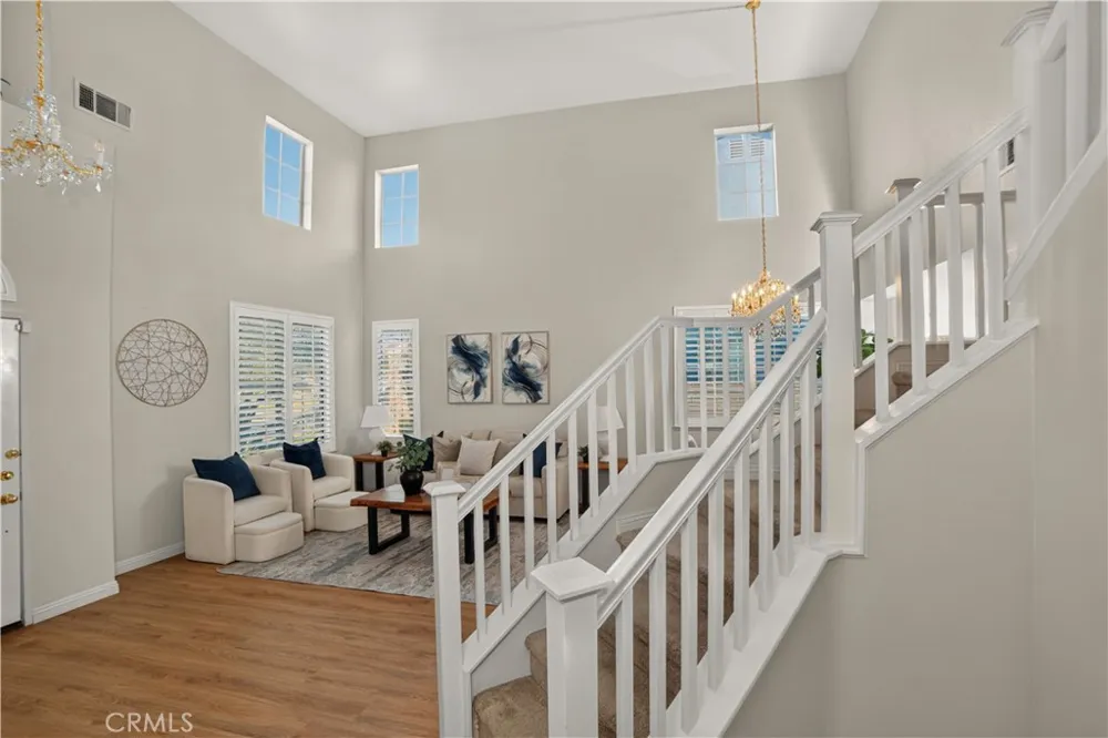 580 E Hazeltine Ontario, CA 91761