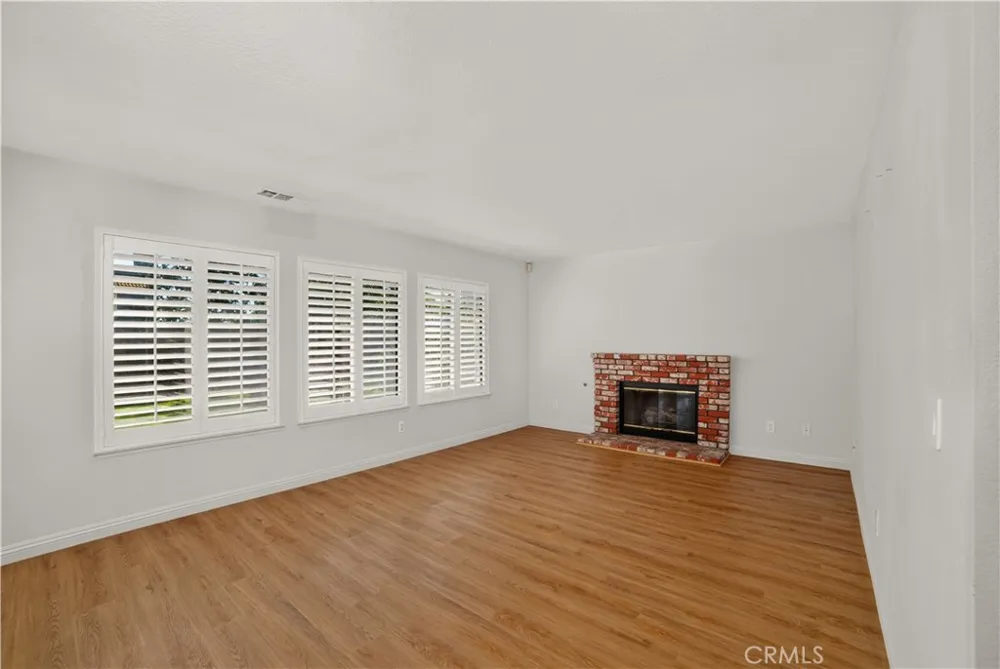 580 E Hazeltine Ontario, CA 91761