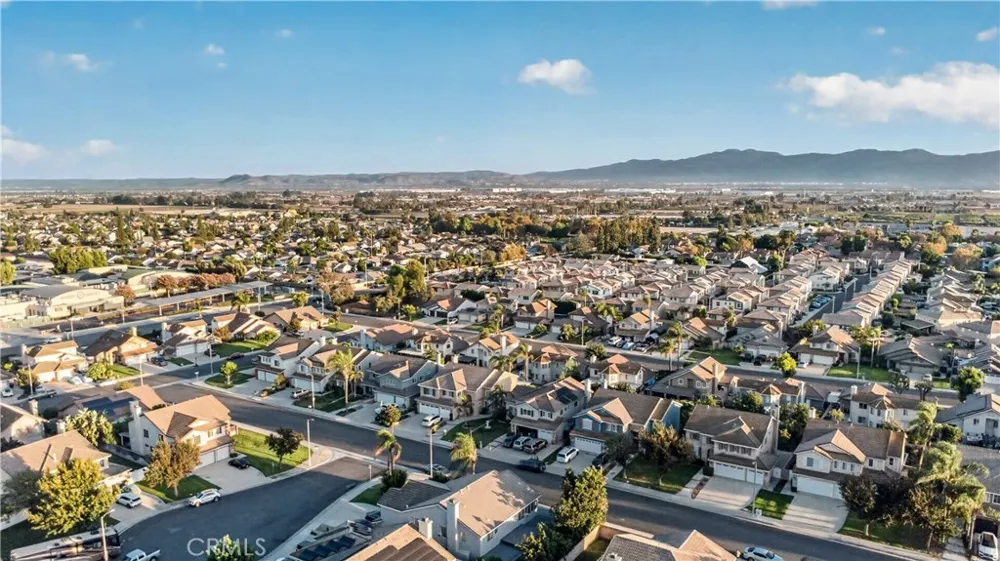 580 E Hazeltine Ontario, CA 91761