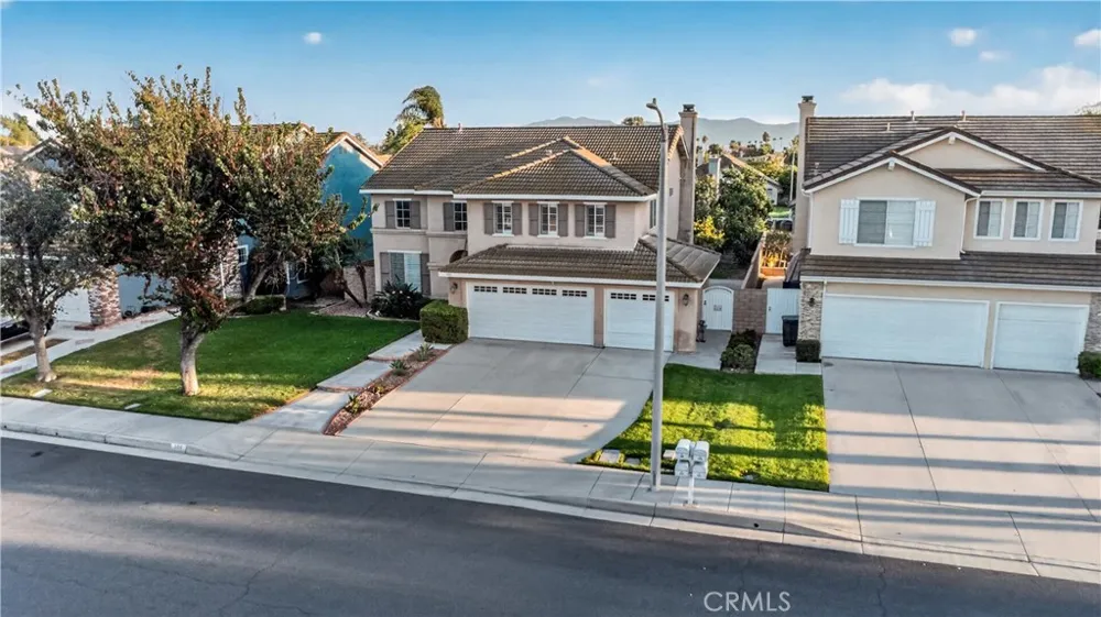 580 E Hazeltine Ontario, CA 91761