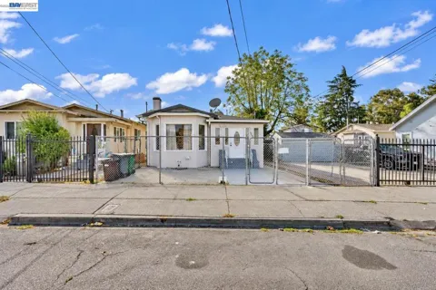 2468 82nd Ave