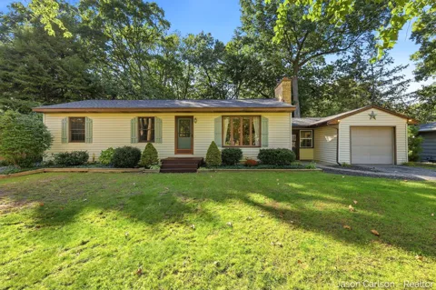 2525 Bristolwood Drive NW