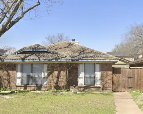 1109 Hemlock Drive