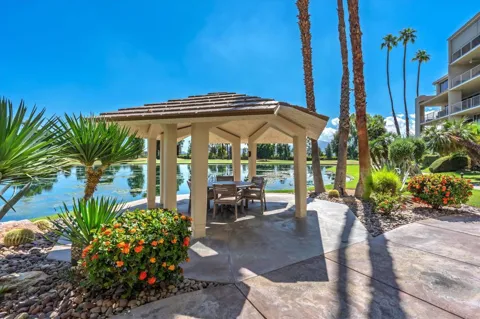 900 Island Drive #109
