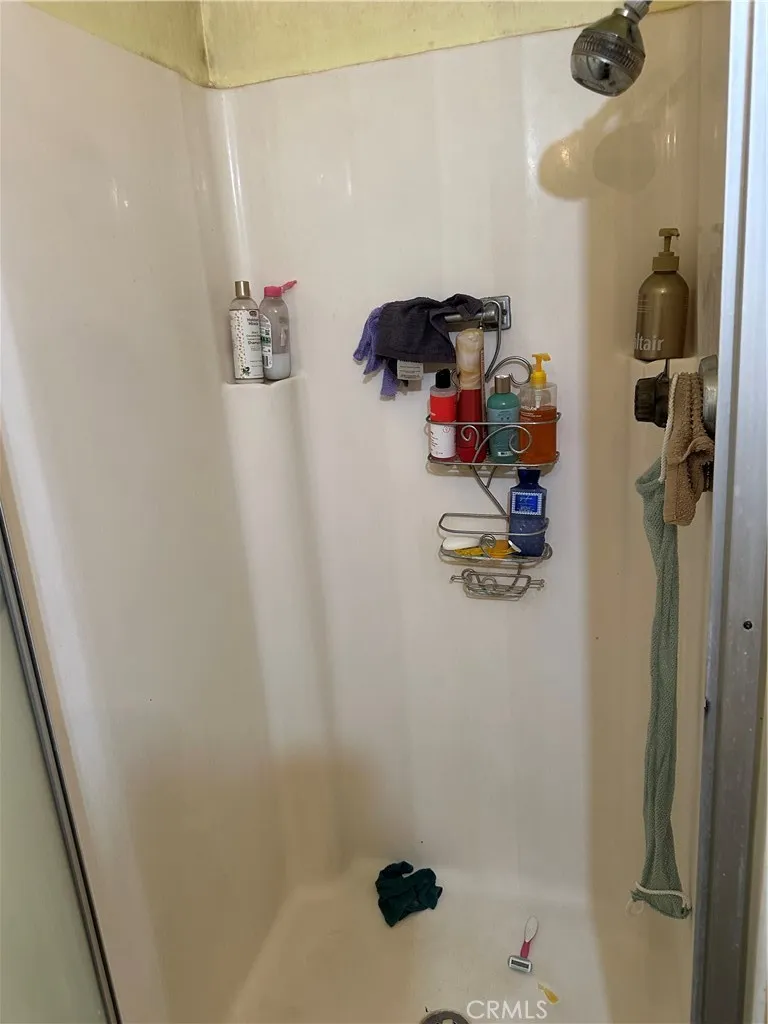 1806 Vineyard Ontario, CA 91764