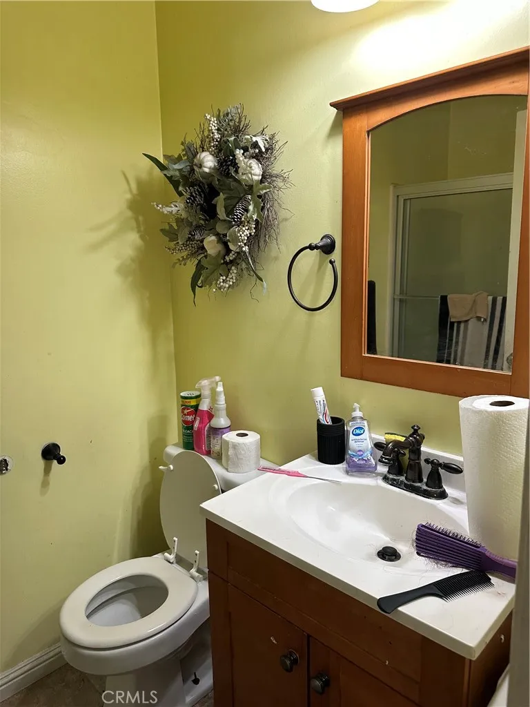1806 Vineyard Ontario, CA 91764
