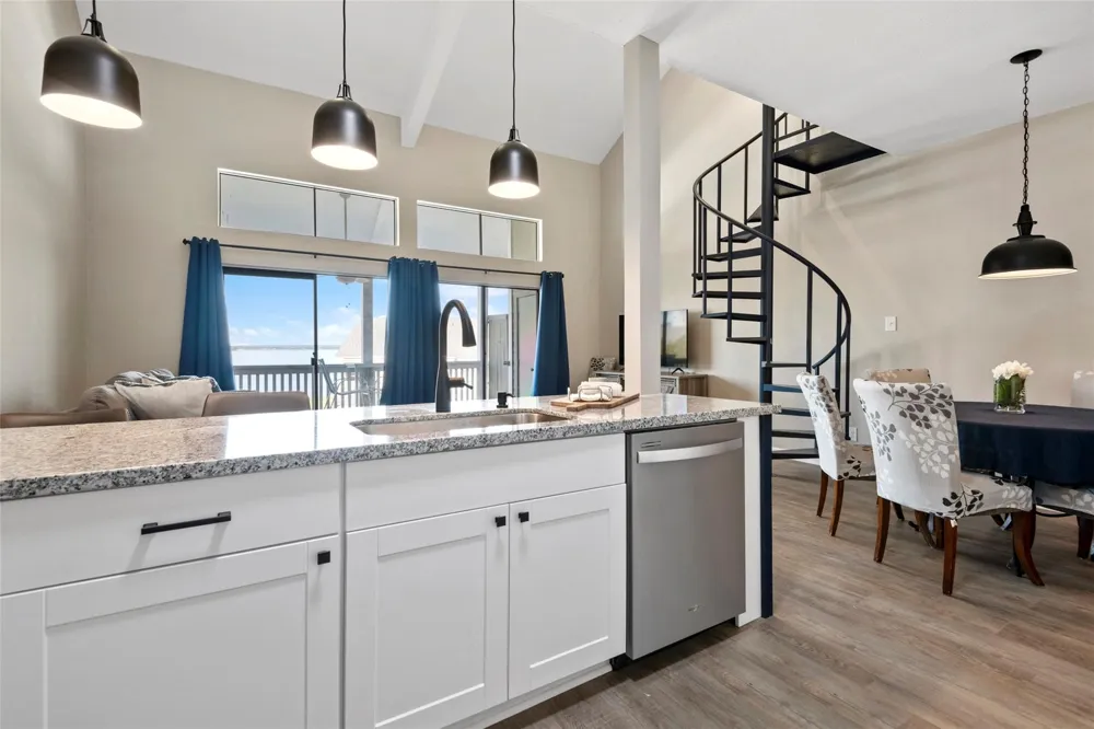 162 April Point Drive S Conroe, TX 77356