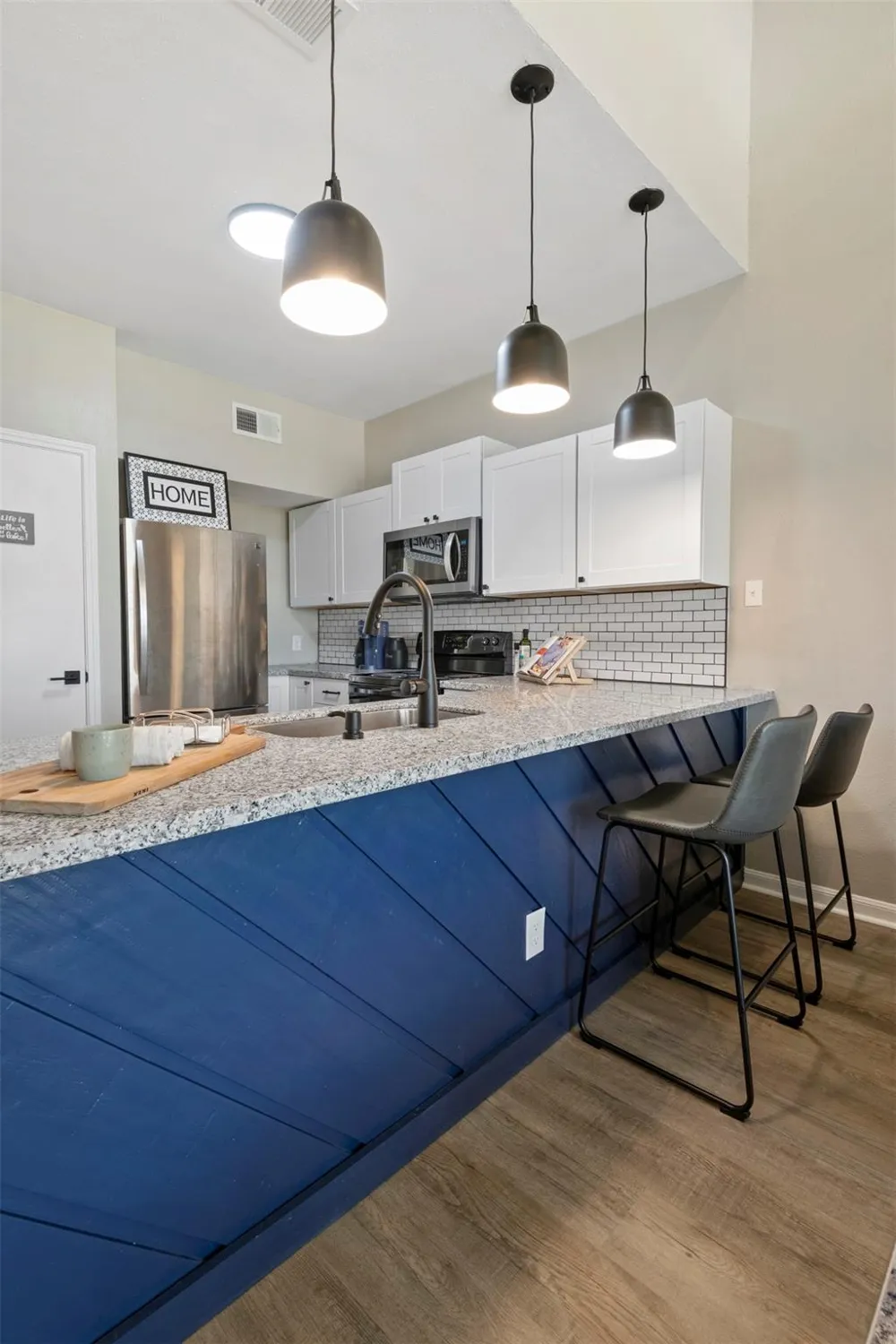 162 April Point Drive S Conroe, TX 77356