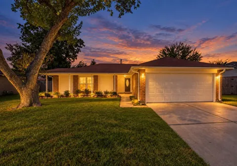 905 River Creek Drive