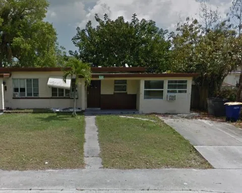 618 S 6th Street