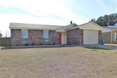 4937 Ward Drive