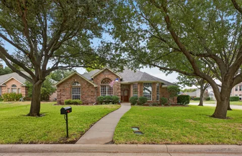 1600 Churchill Lane