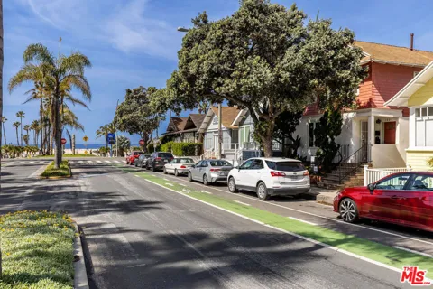 129 Ocean Park Boulevard