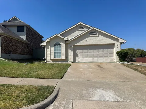 5141 Hearthcrest Drive