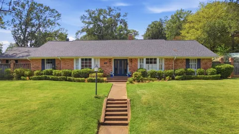 2725 Pecan Drive