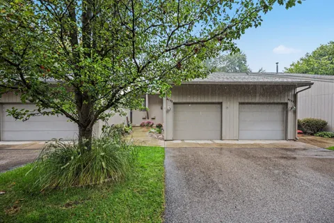 4753 Rockvalley Drive NE