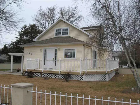 609 Banning Avenue