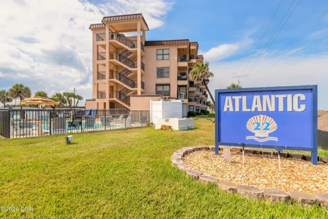 2390 Ocean Shore Boulevard #4020