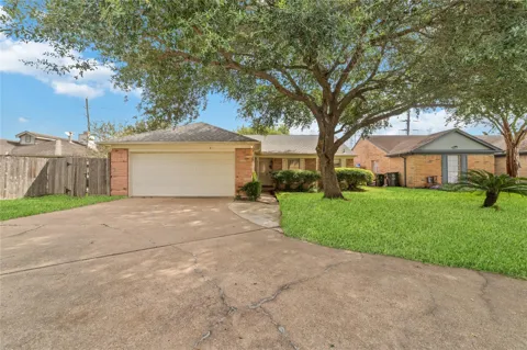 3131 E Heatherock Circle