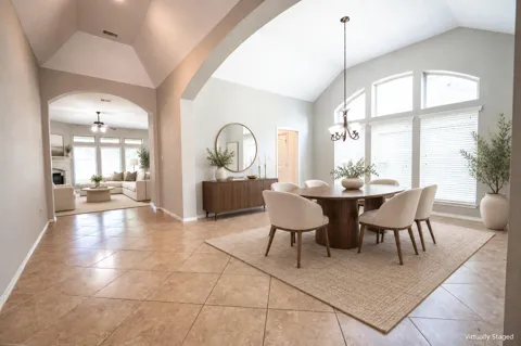 1807 Andrew Oaks Court