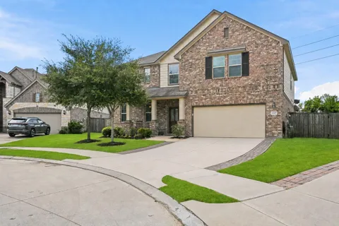 26103 Ridgelawn Drive