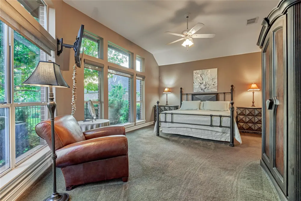 43 Winterhaven Lane Montgomery, TX 77356