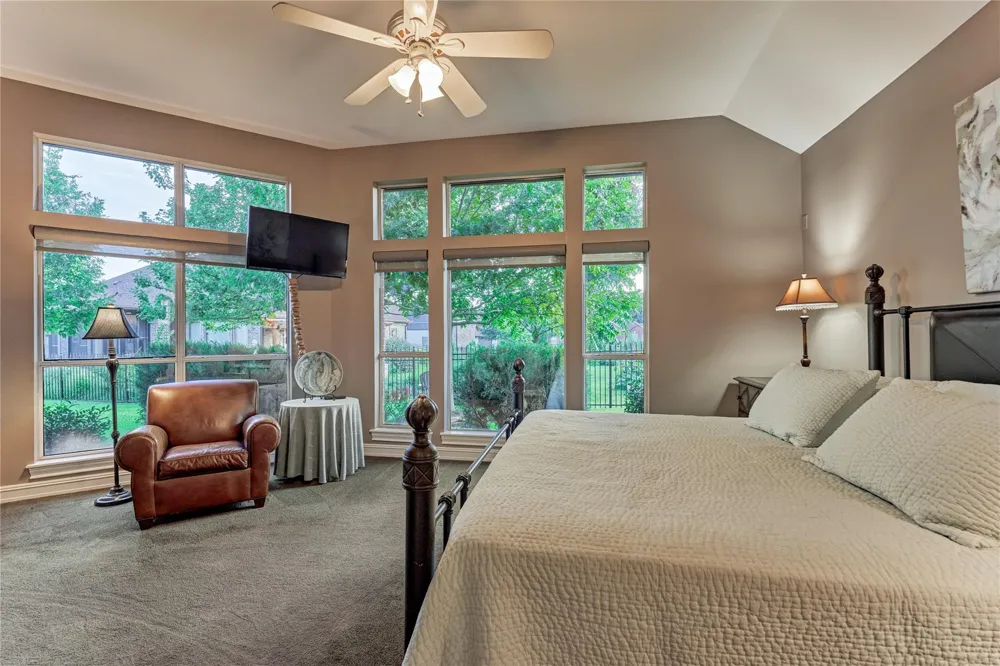 43 Winterhaven Lane Montgomery, TX 77356