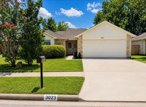 3023 Garden Lane