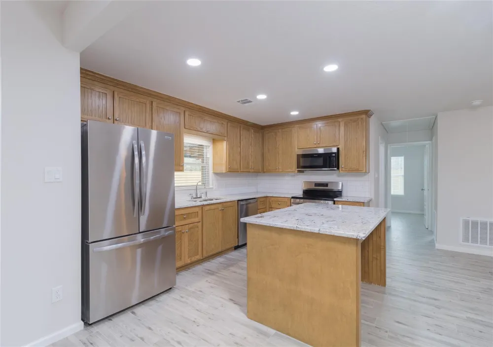 20 Scott Road Cleveland, TX 77328
