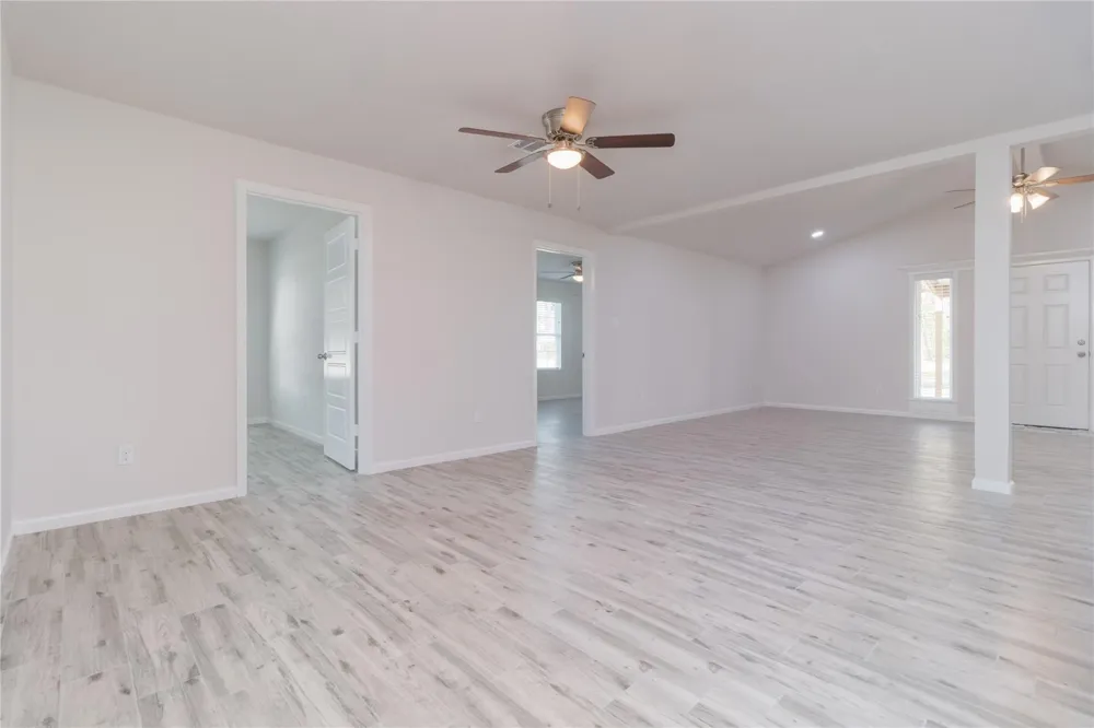 20 Scott Road Cleveland, TX 77328