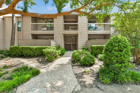 2125 Augusta Drive #3