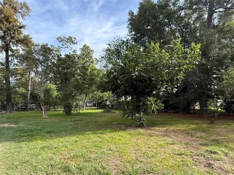 Cherry Valley Drive