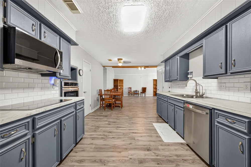 4930 Pleasure Lake Lane Willis, TX 77318
