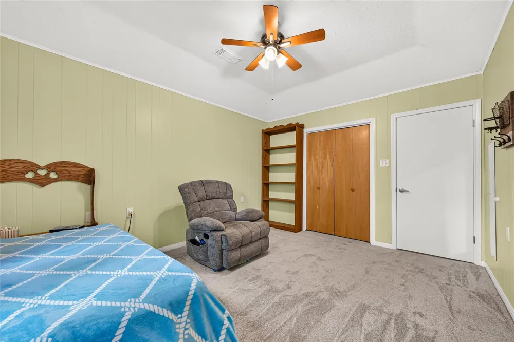 4930 Pleasure Lake Lane Willis, TX 77318