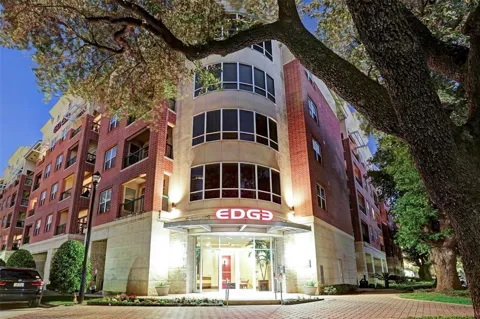 300 St Joseph Parkway #203