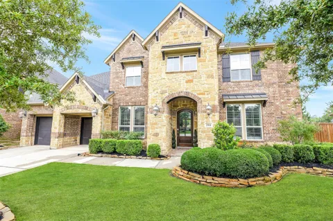27614 Long Cliff Lane