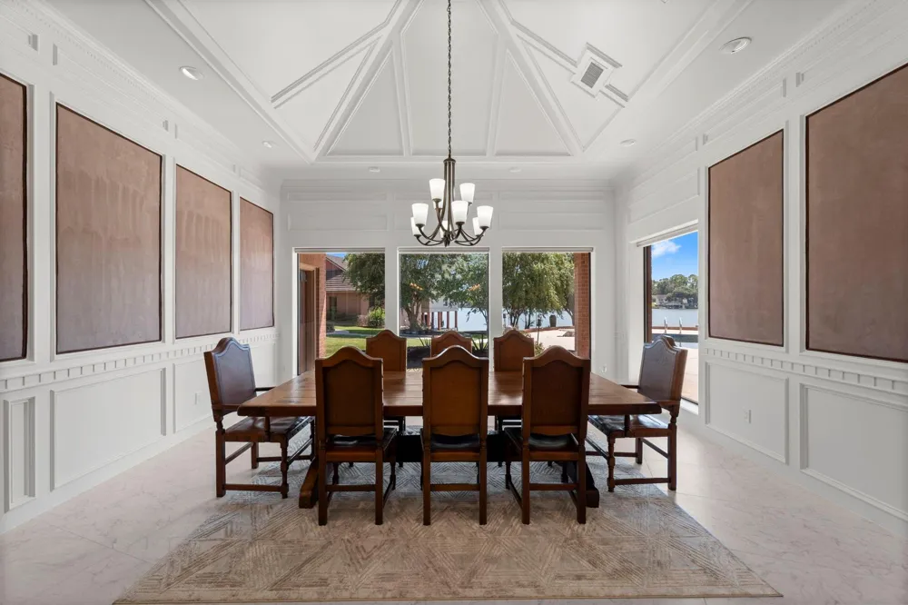 40 La Jolla Circle Montgomery, TX 77356