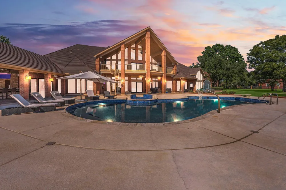 40 La Jolla Circle Montgomery, TX 77356